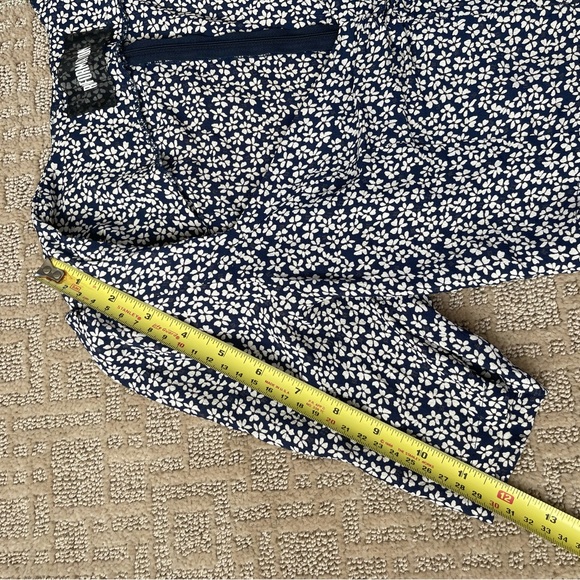 (4) Reformation Blue & White Floral Crop Top - Picture 8 of 11